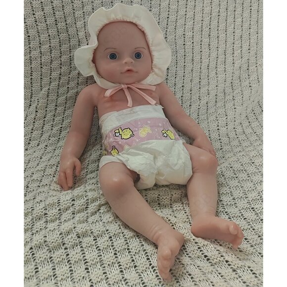 45cm Open Eyes Reborn Baby Girl Doll 5.61lbs Silicone Dolls Can Drink Water&Pee - Picture 6 of 16